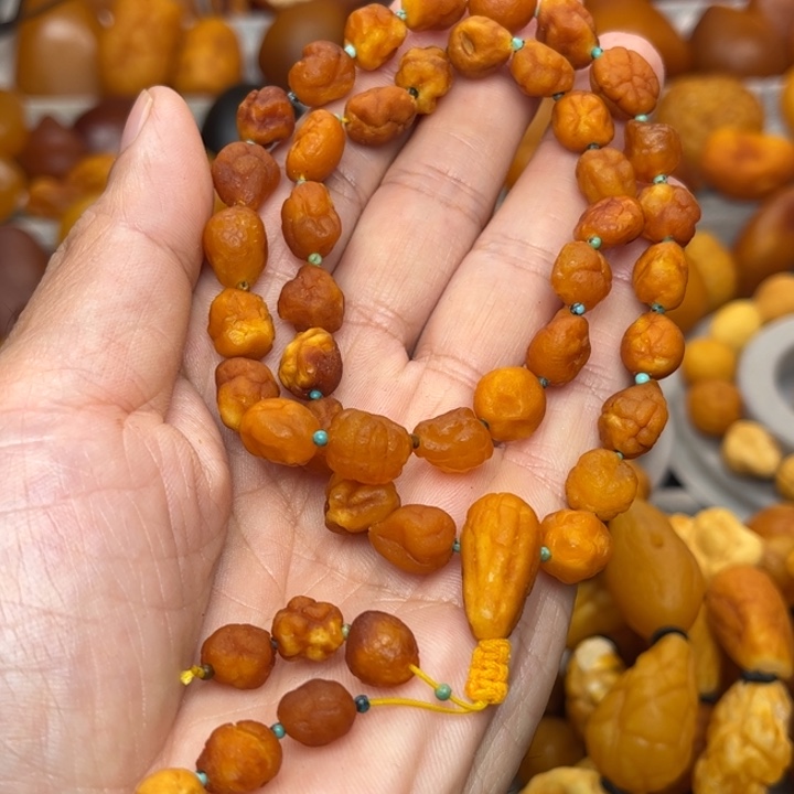 琥珀未镶嵌裸石天然蜜蜡手串