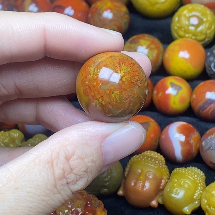 鲸***飞玛瑙/玉髓未镶嵌圆珠