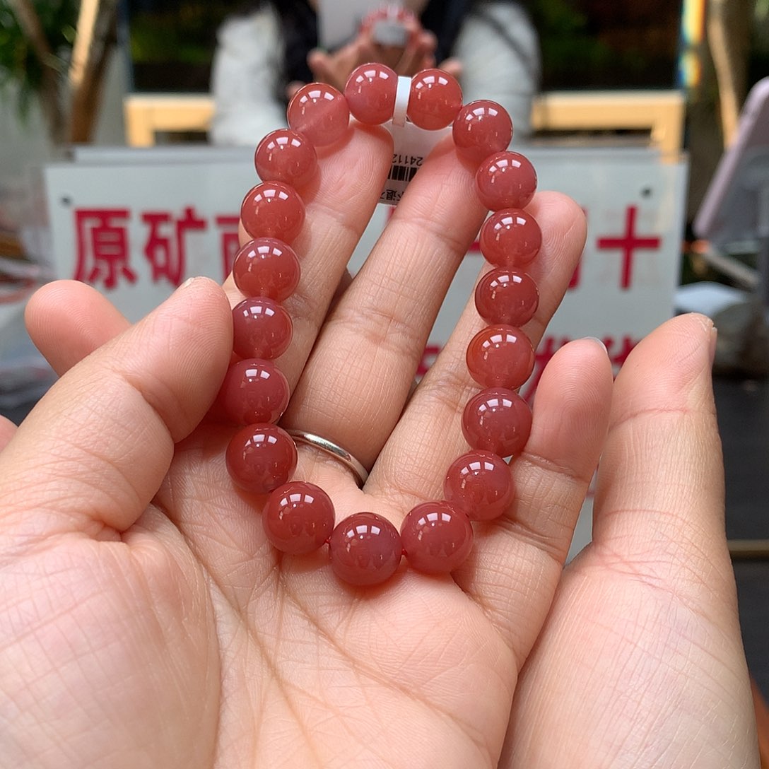 南红玛瑙10MM冰紫手串未镶嵌