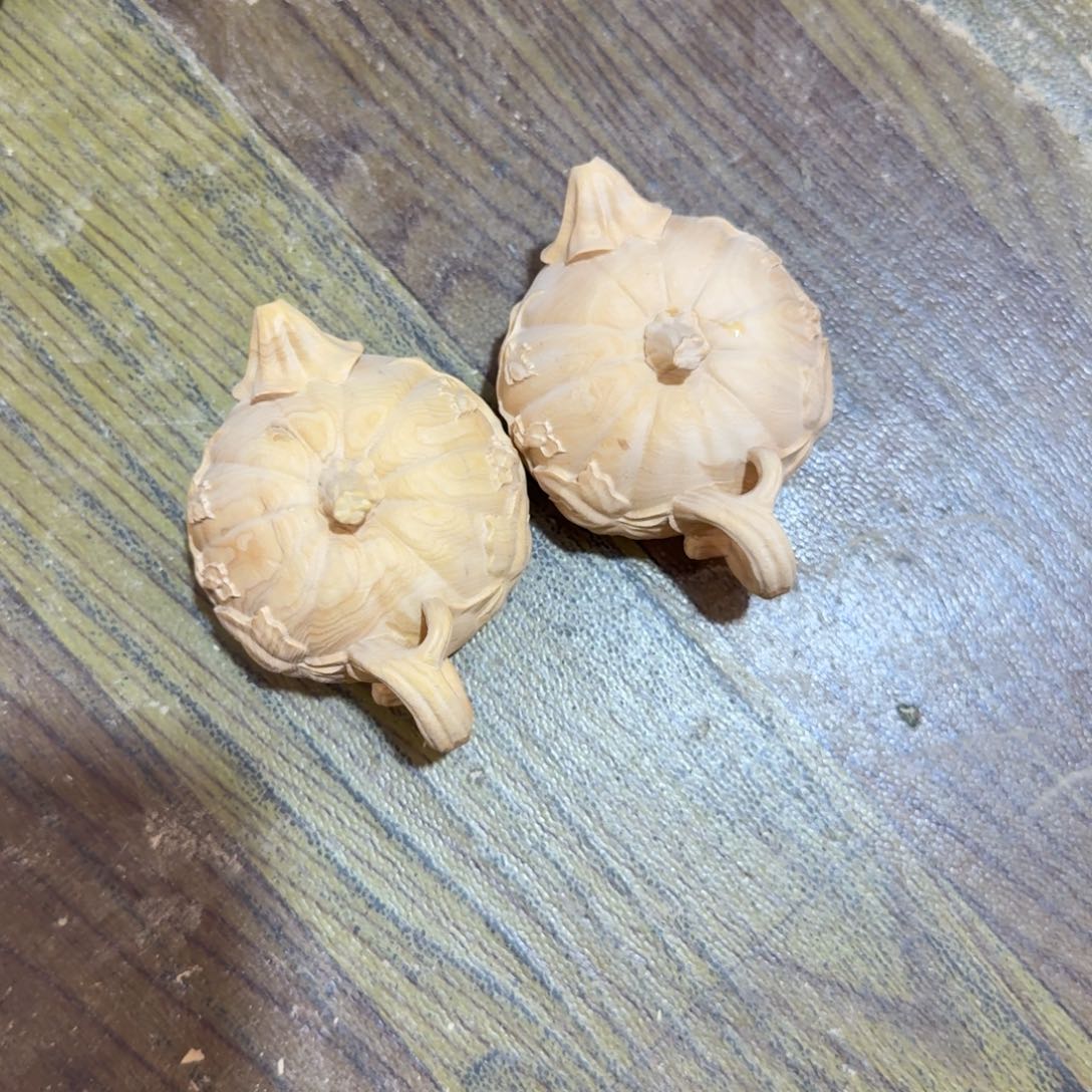 用***哥黄杨木小叶黄杨木南瓜壶2个有瑕疵
