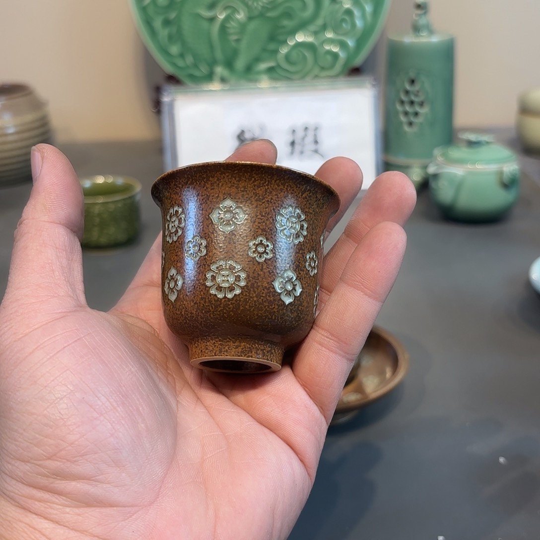 瓷片龙泉青瓷福利青瓷