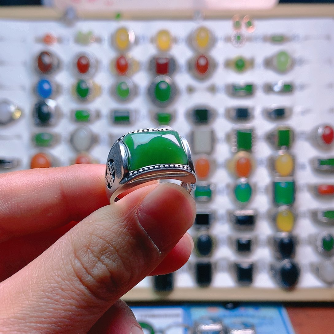 和田玉（碧玉）戒指银S925镶嵌北***手