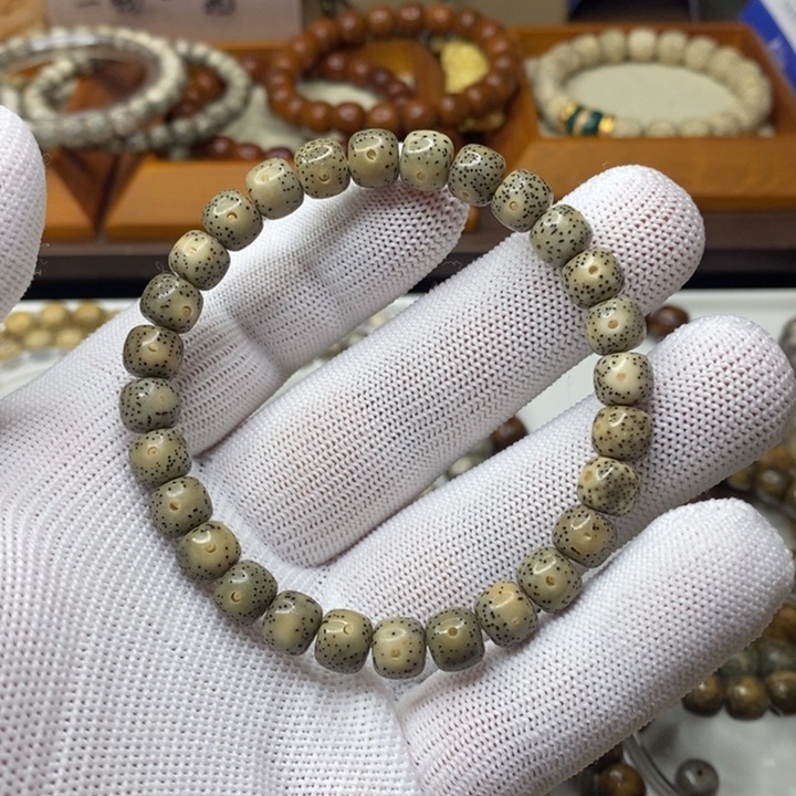 星月菩提手串星月菩提8x7绿幽灵开播福利