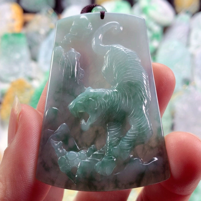 【闪购商品】翡翠吊坠(不含链)未镶嵌