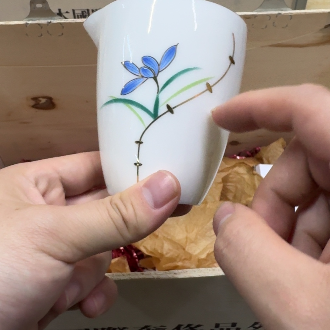 你好陶瓷8377587688