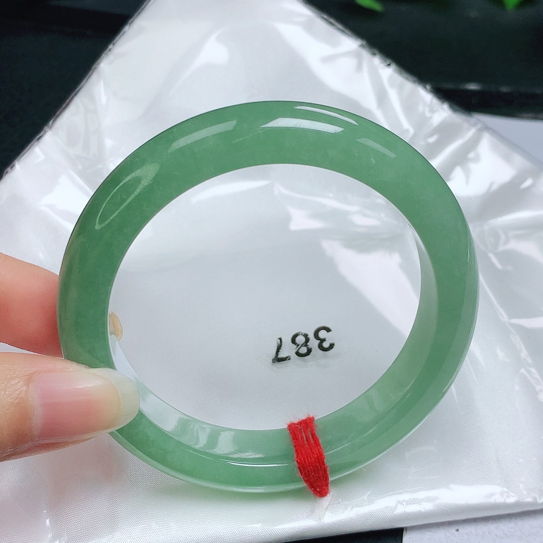 翡翠手镯未镶嵌正