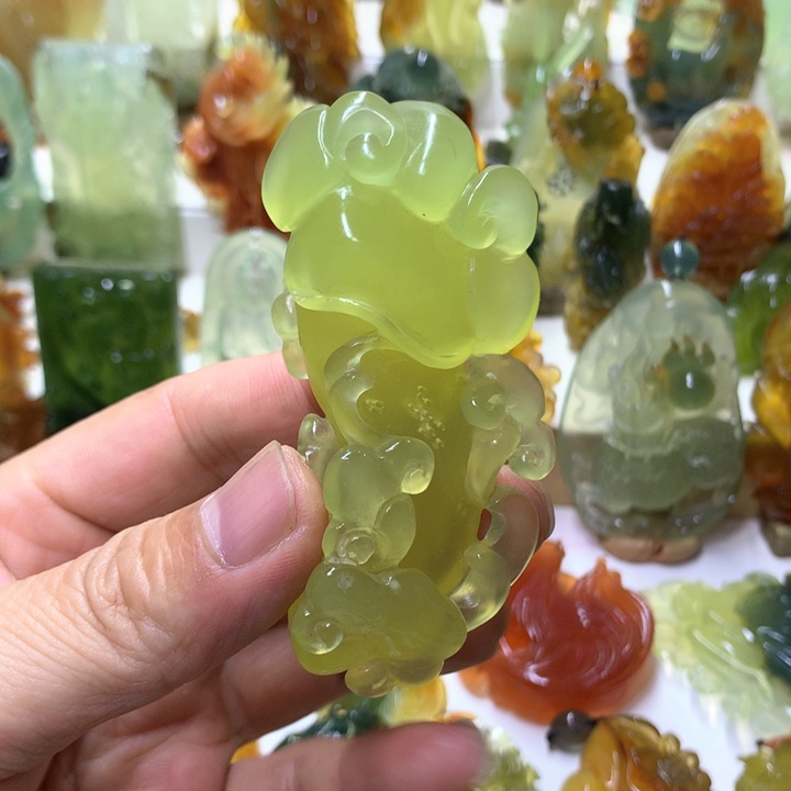 蛇纹石玉珠宝半成品未镶嵌