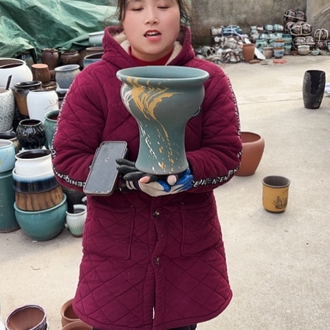 口21高23瑕疵盆子 