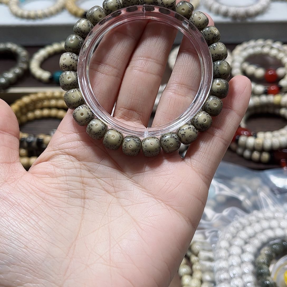 星月菩提手串郑*超星月菩提手串手链