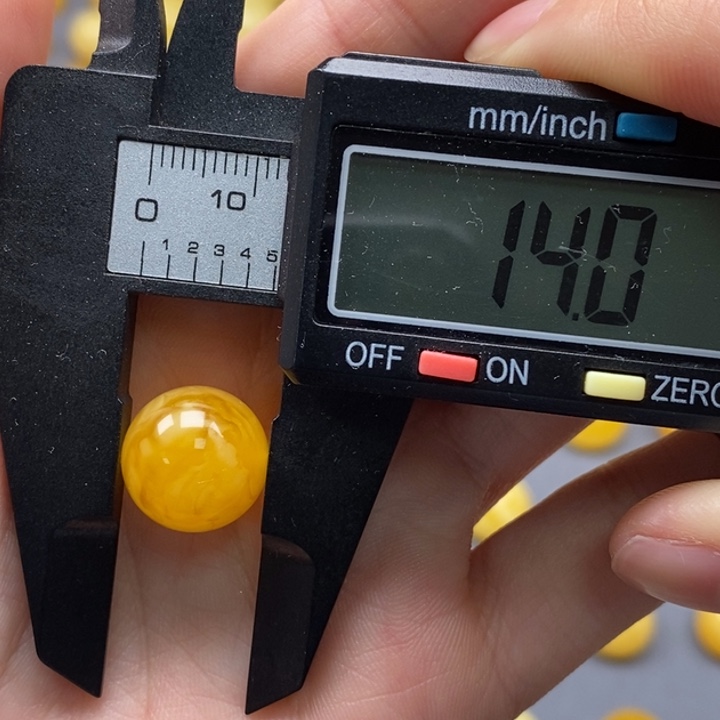 未镶嵌蜜蜡裸石纯天然