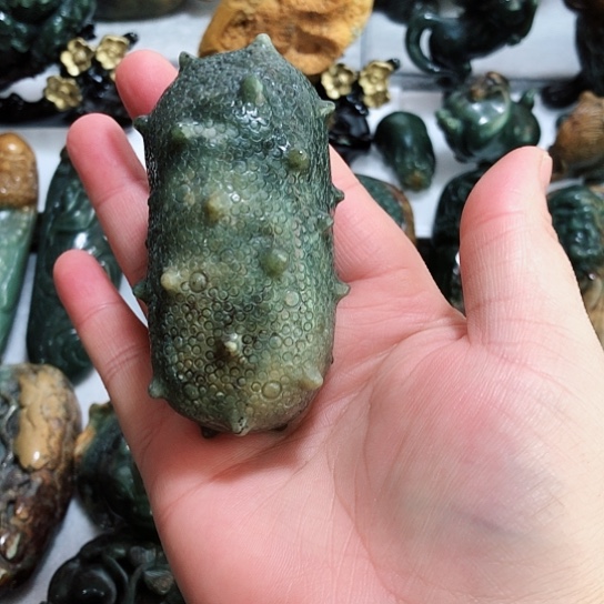 岫岩河磨玉（透闪石质玉）把件未镶嵌