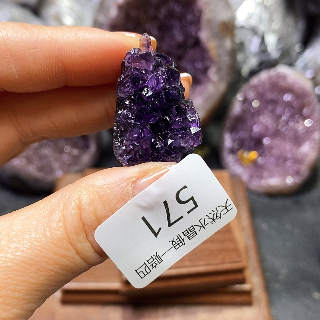 水晶大型摆件（非配饰）未镶嵌