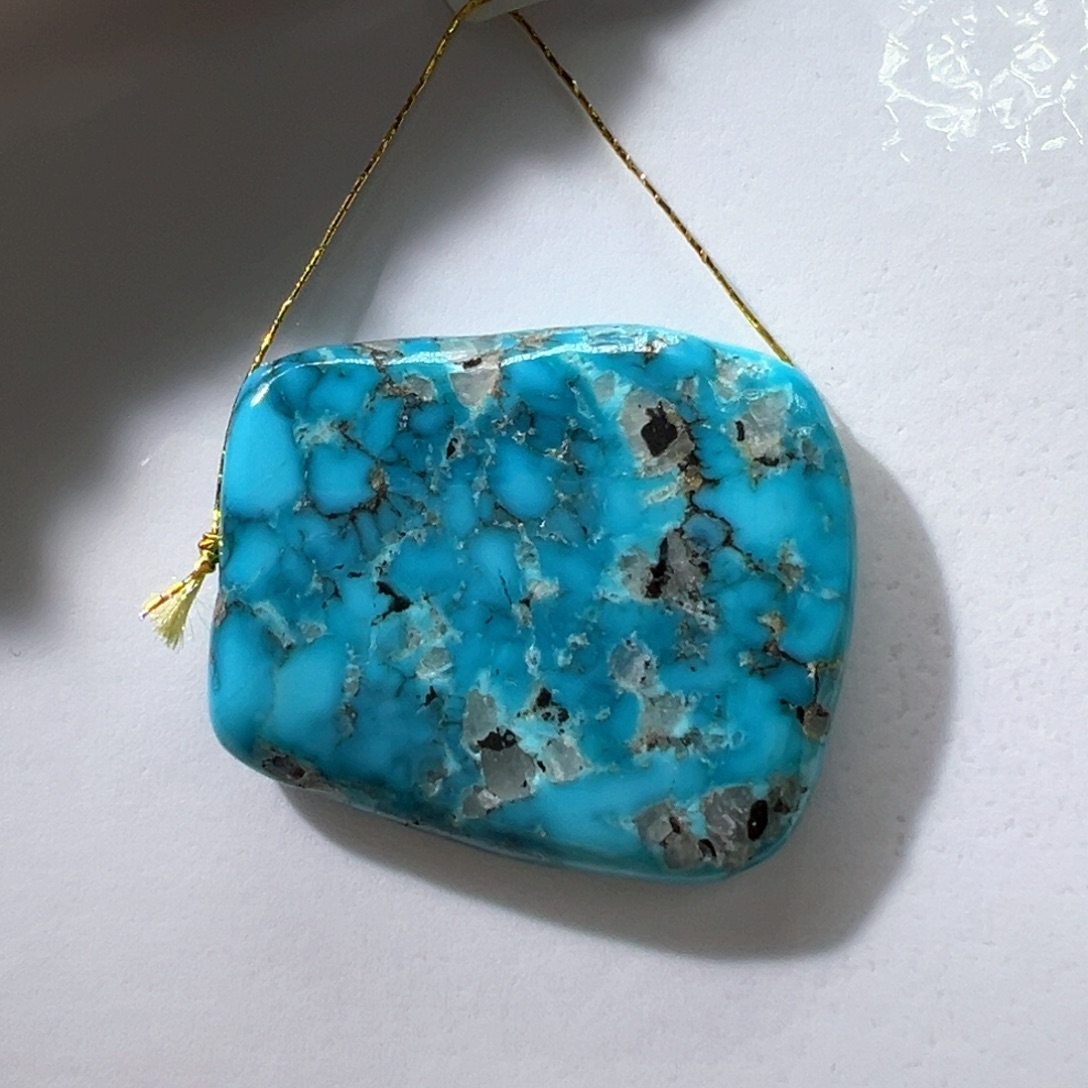 绿松石未镶嵌挂件