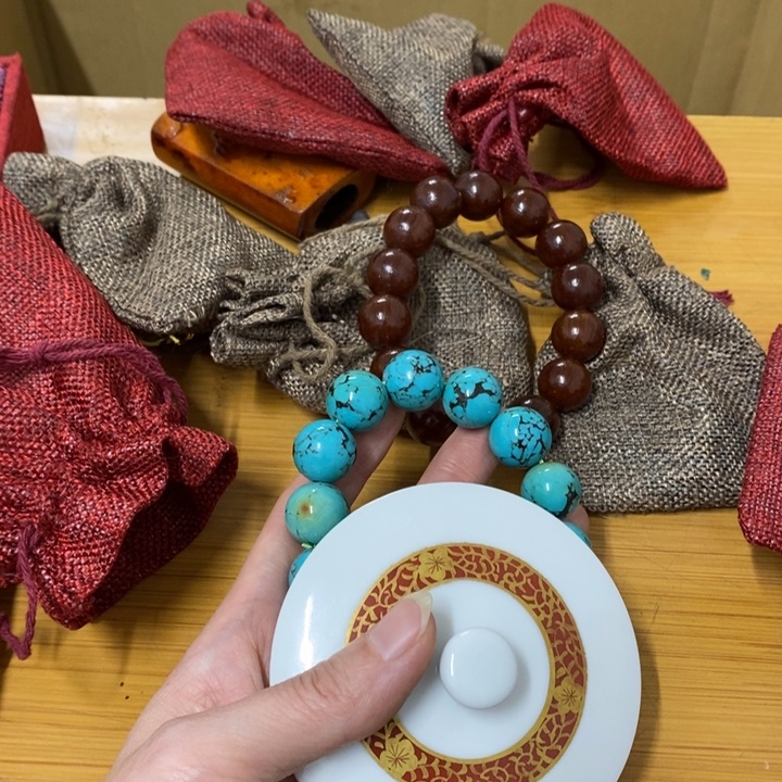 瓷片哈中古工艺品一件