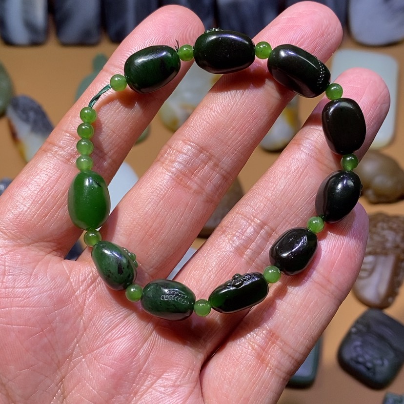 【闪购商品】和田玉（碧玉）未镶嵌挂件