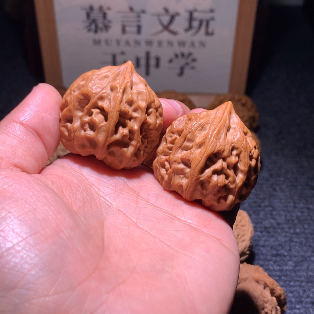 文玩核桃把件39火苗