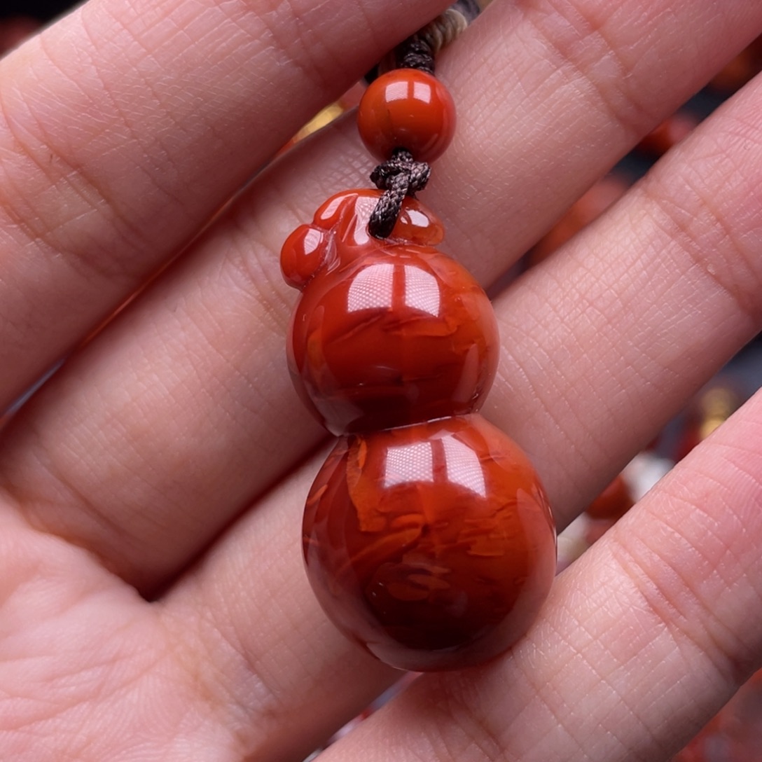 南红玛瑙未镶嵌珠宝奇石葫芦吊坠