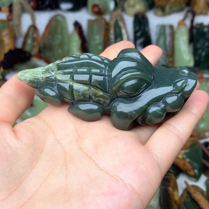 透闪石质玉手把未镶嵌