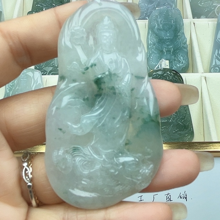 翡翠颈饰未镶嵌天然棉料翡翠A货玉龙观音