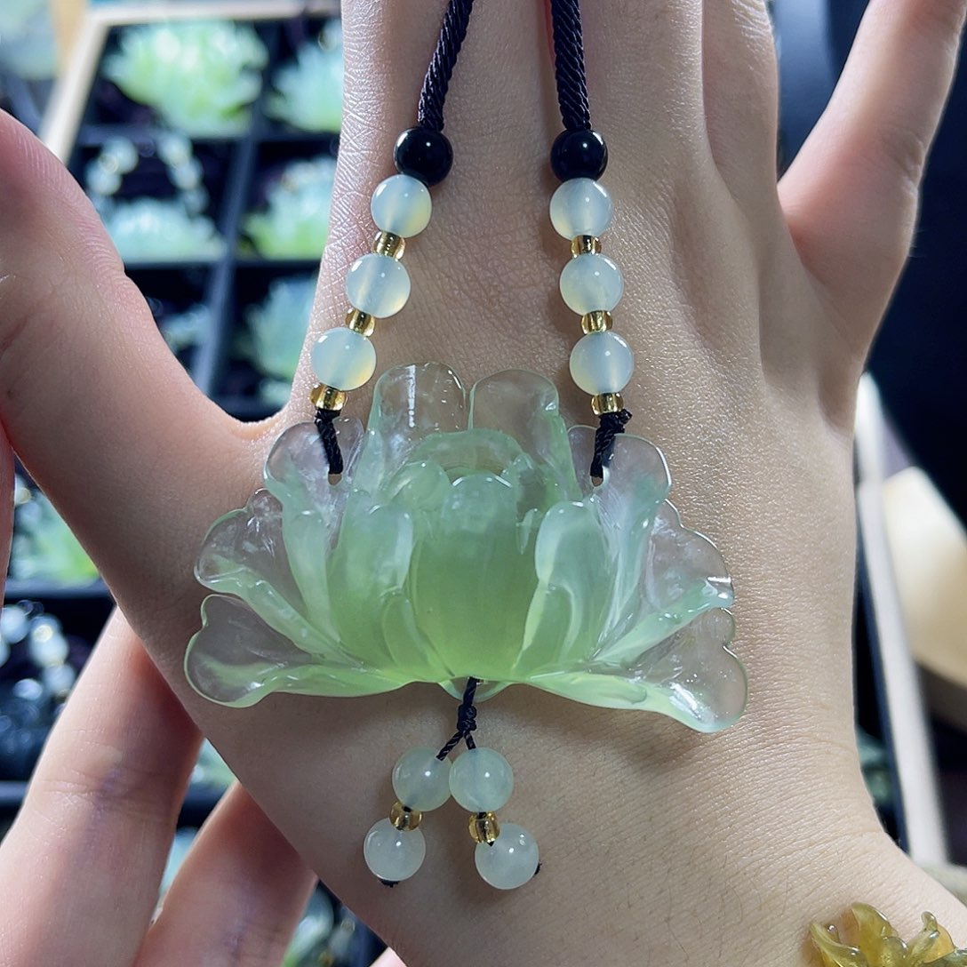 蛇纹石玉颈饰未镶嵌6