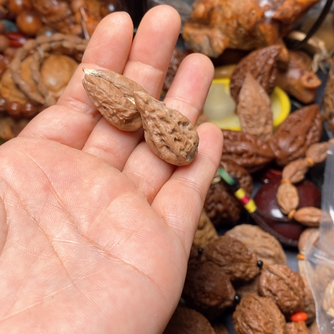 文玩核桃吊坠核桃76