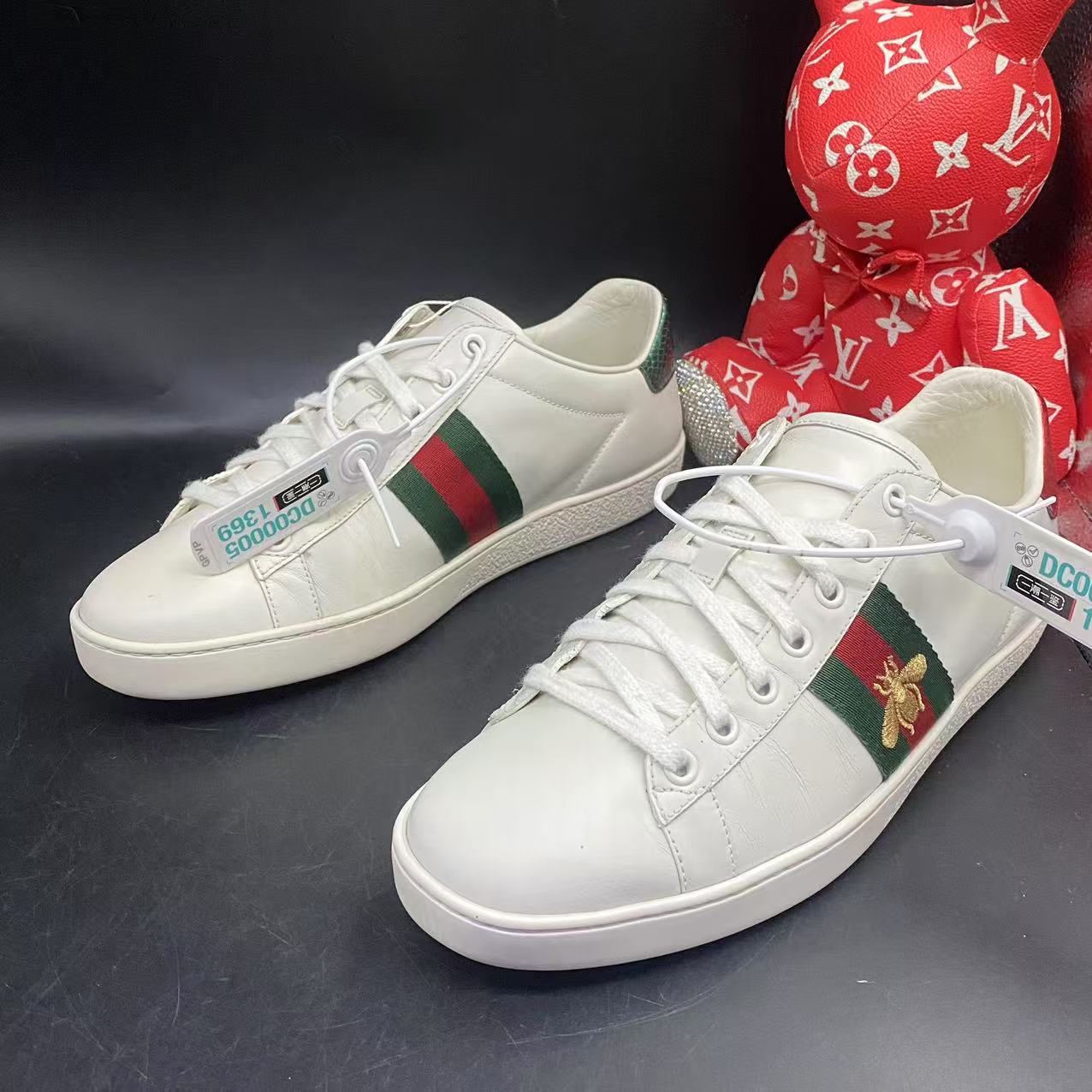 95新 GUCCI/古驰 【聚星福利】舒适白色经典ACE系列小蜜蜂板鞋多码
