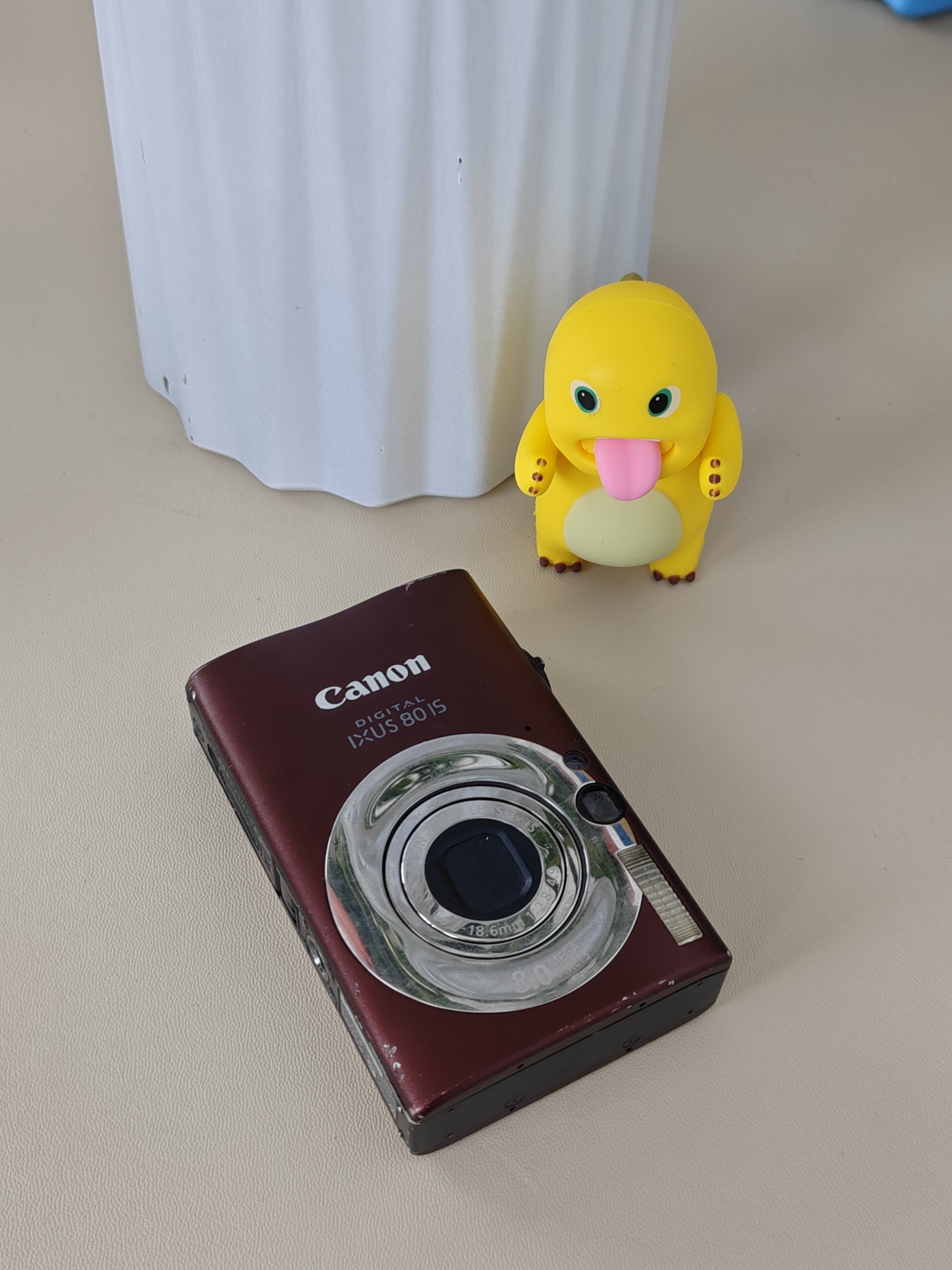 9新 Canon/佳能 佳能ixus801s摄影红色 600万像素 3倍光学变焦