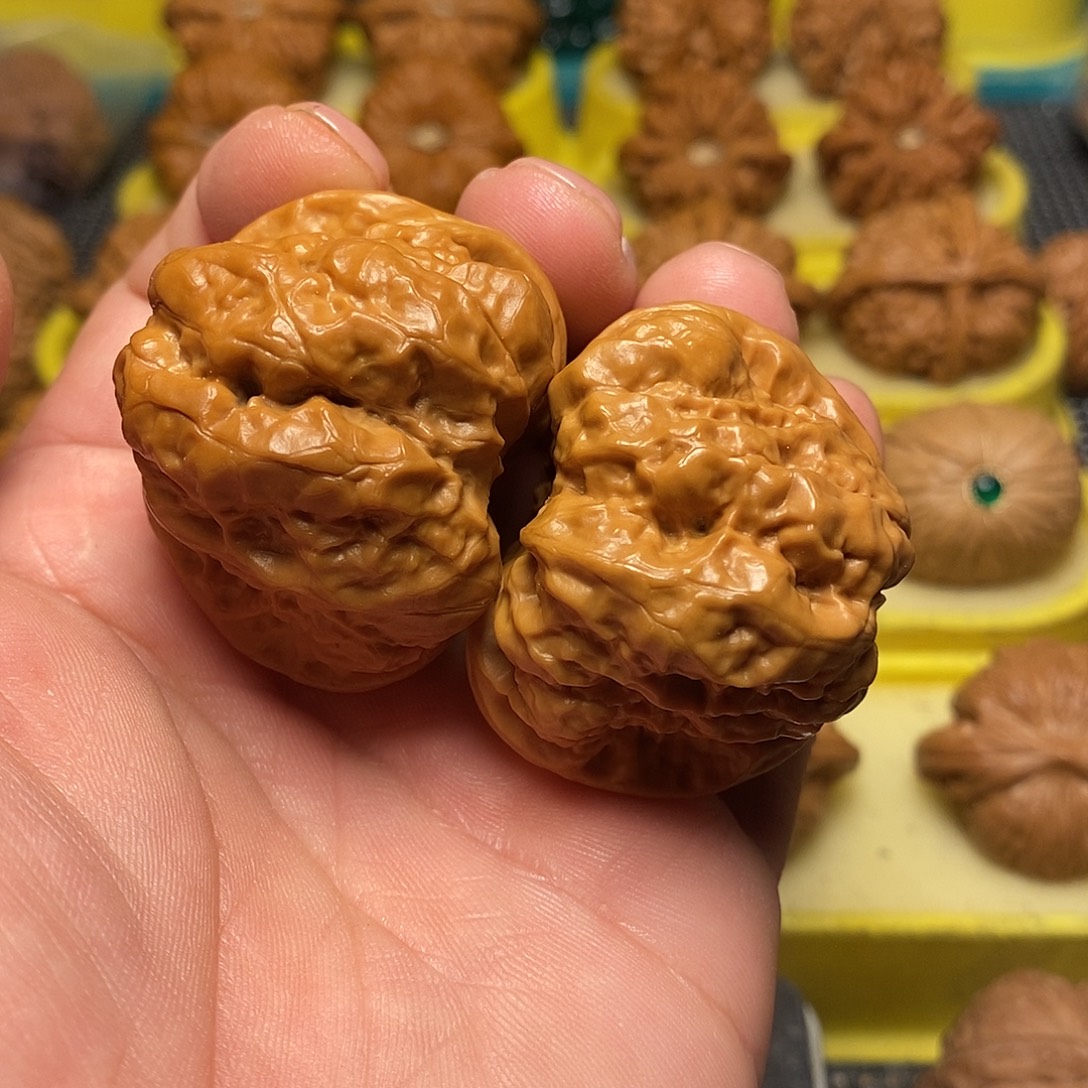 文玩核桃把件42尺蛤蟆头