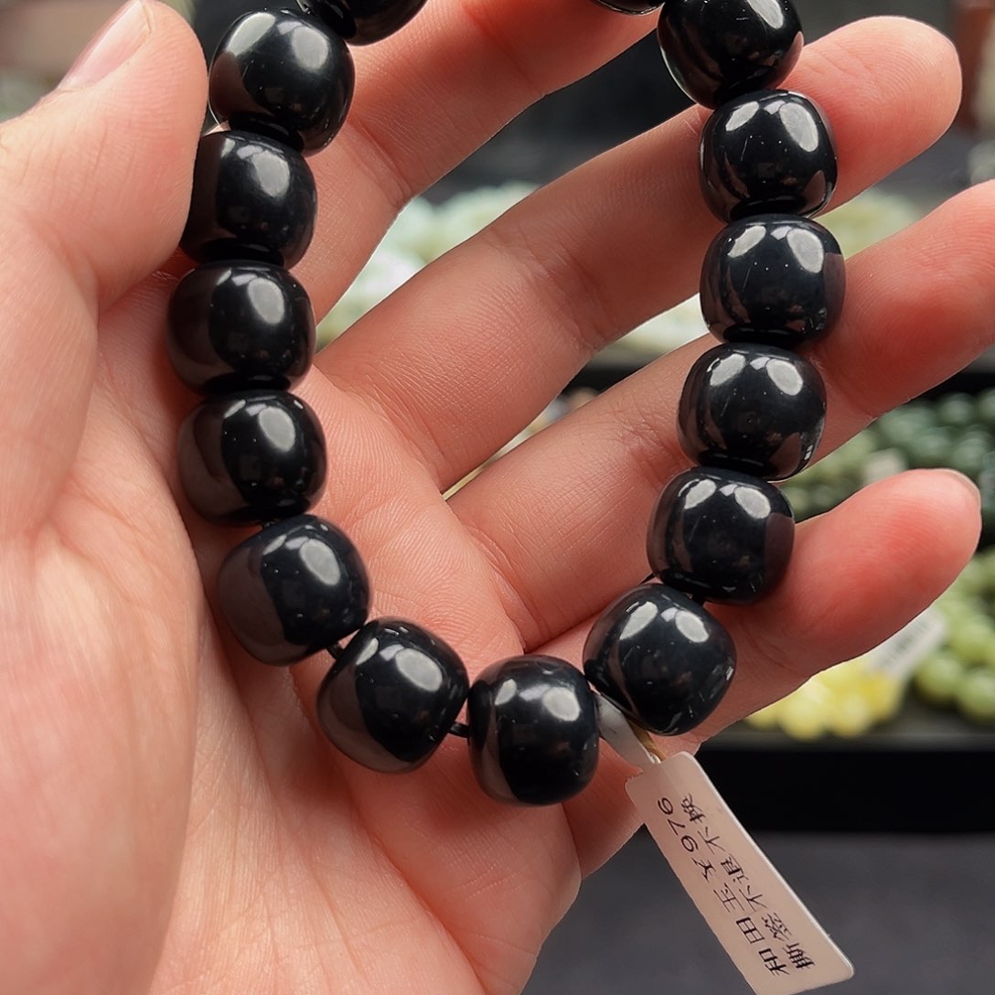 和田玉手串未镶嵌