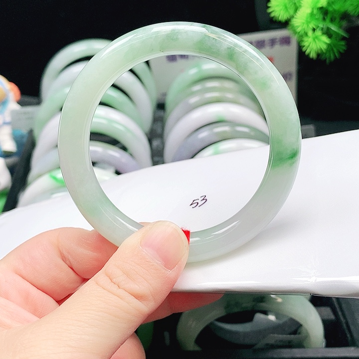 翡翠未镶嵌手镯422