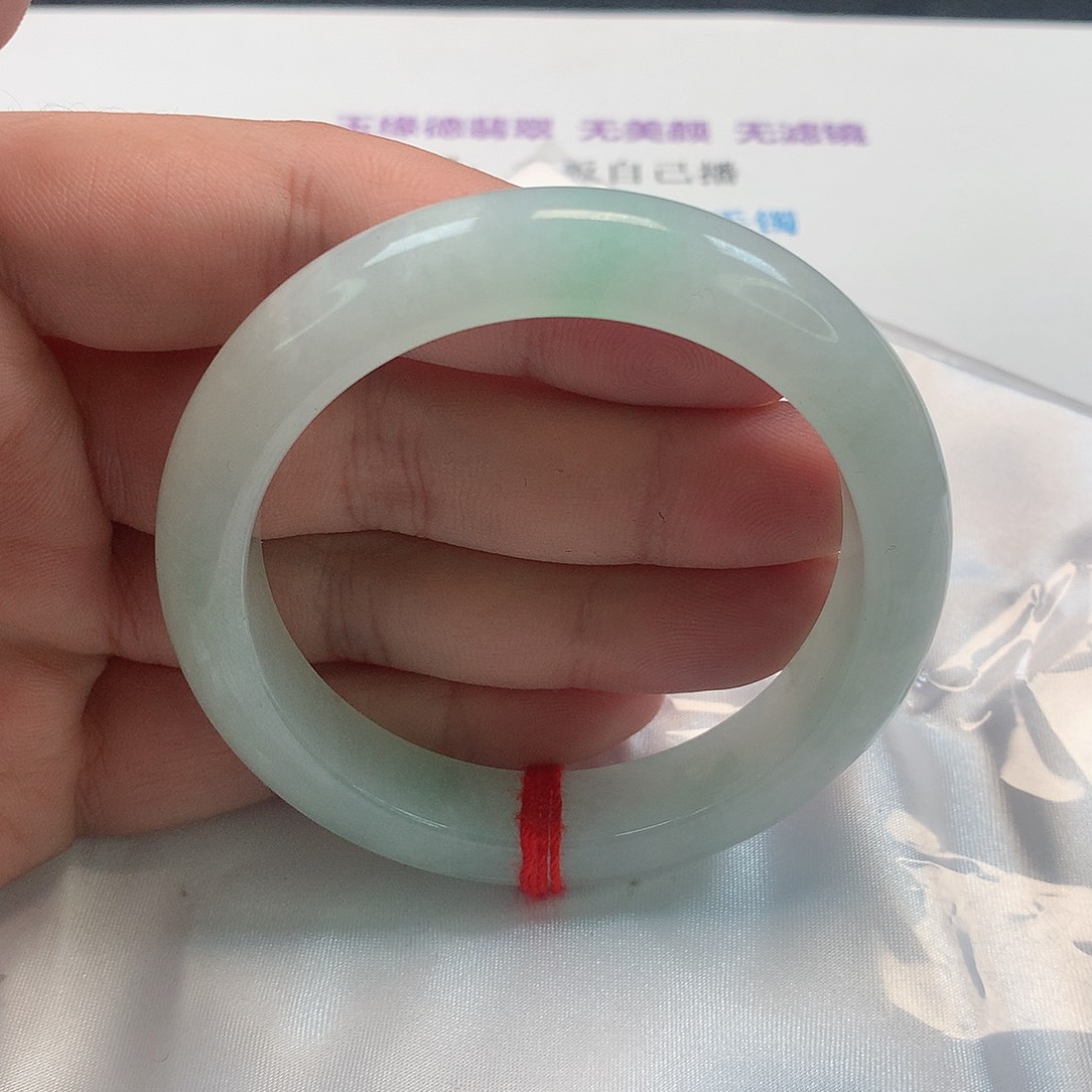 翡翠手镯未镶嵌270号