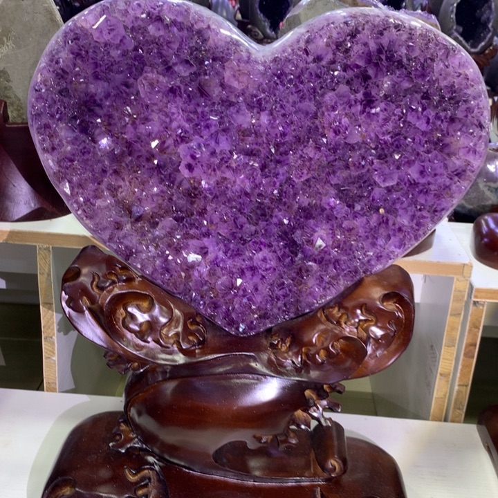 紫晶大型摆件（非配饰）未镶嵌晶