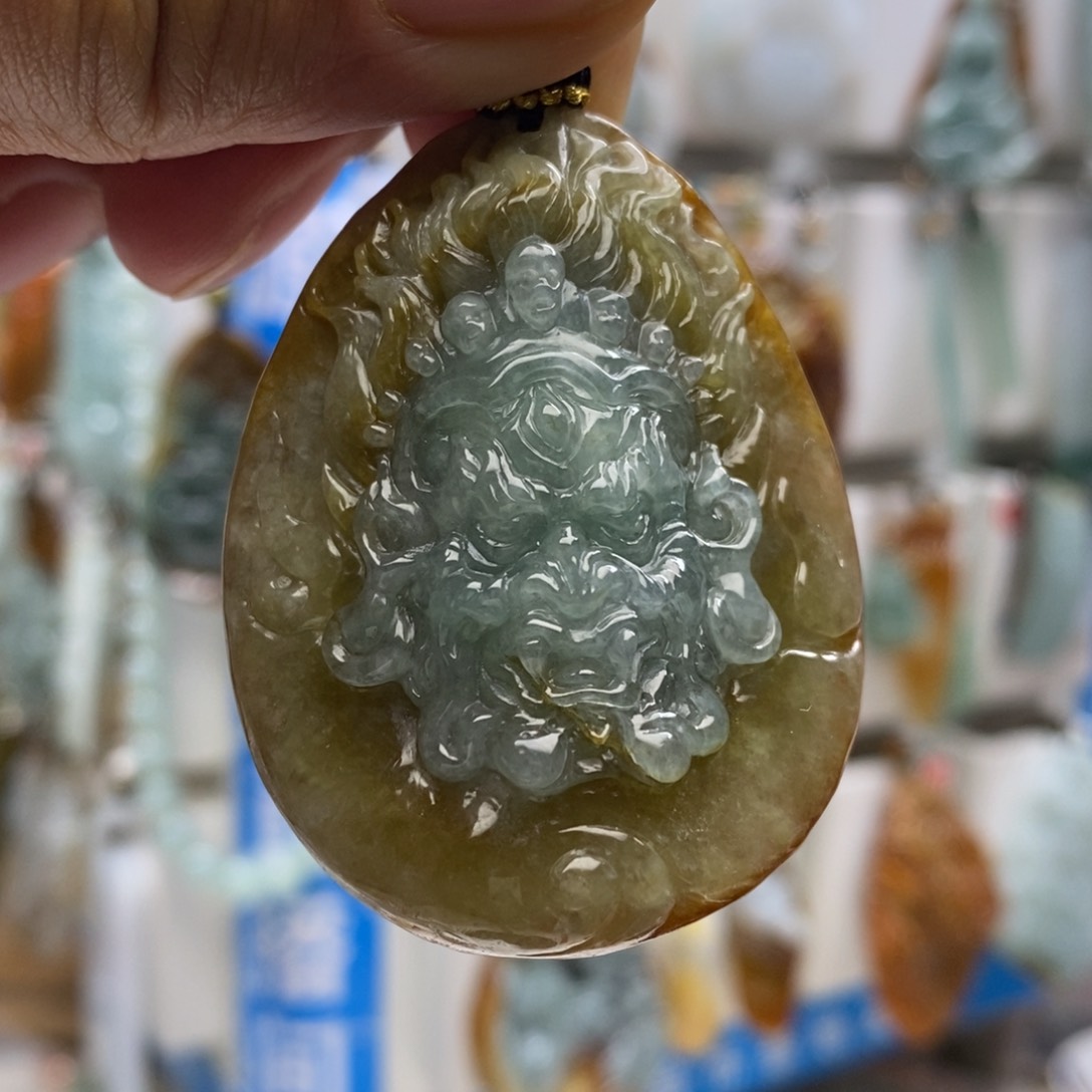 翡翠颈饰未镶嵌大黑天