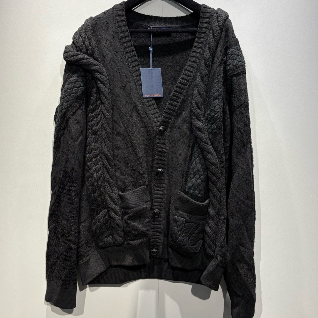 未使用 LouisVuitton/路易威登 SS25秀款满印不对称开衫/5L/0659
