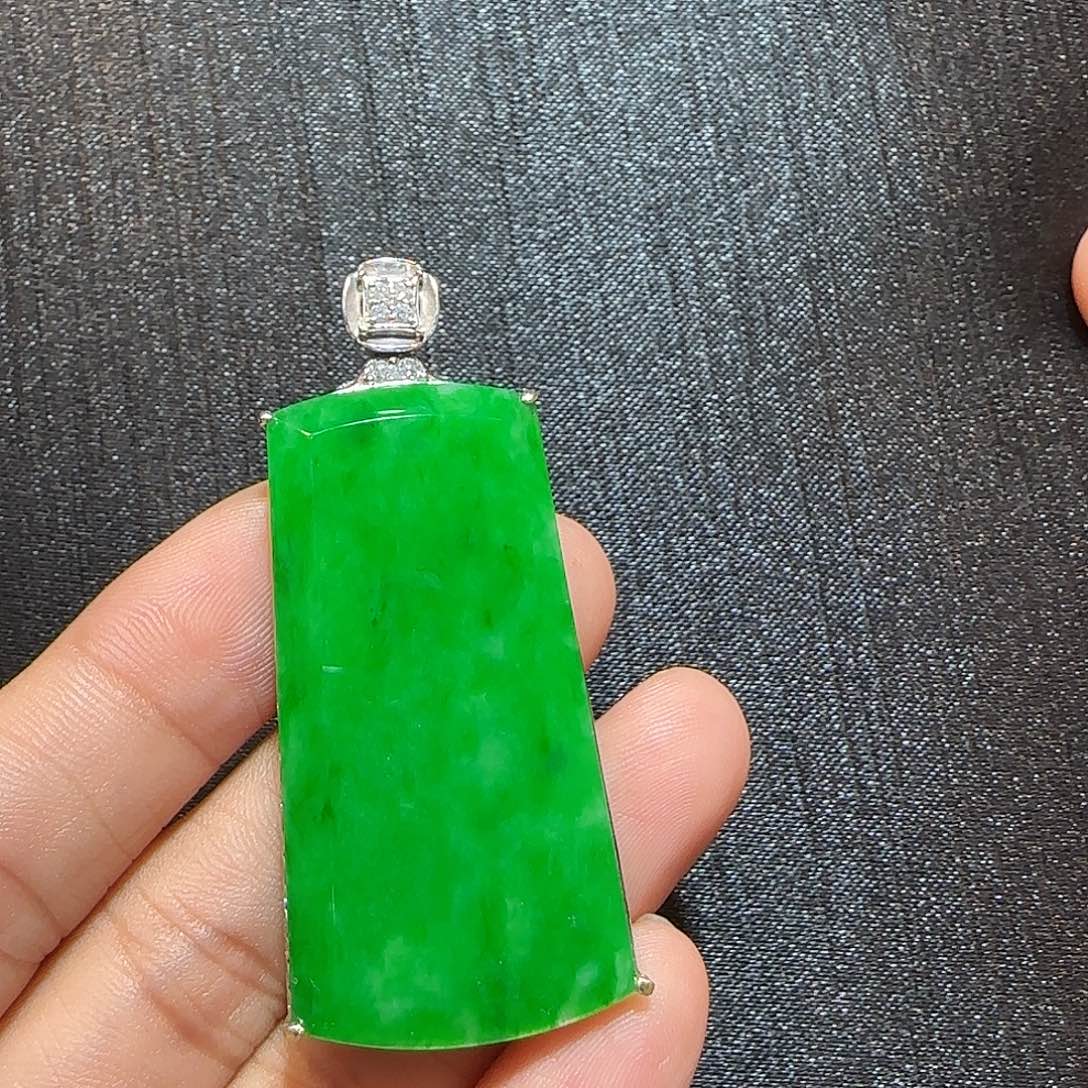 翡翠18K金镶嵌吊坠(不含链)无事牌