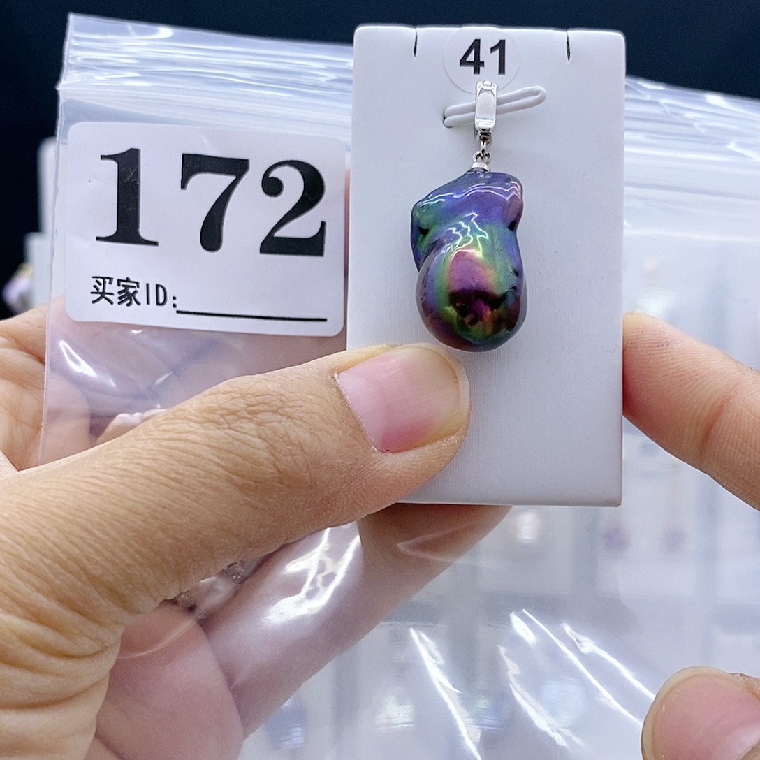 淡水珍珠钛钢颈饰