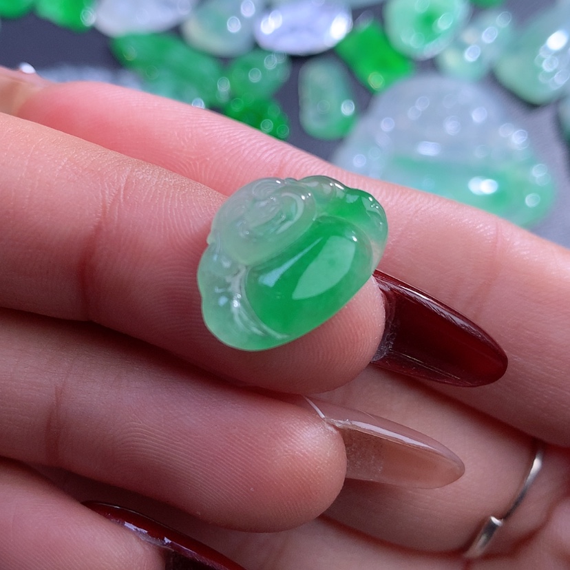 【闪购商品】翡翠颈饰未镶嵌缅甸