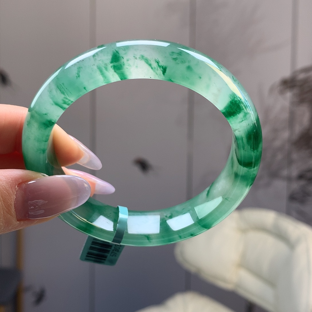 石英质玉手镯未镶嵌57