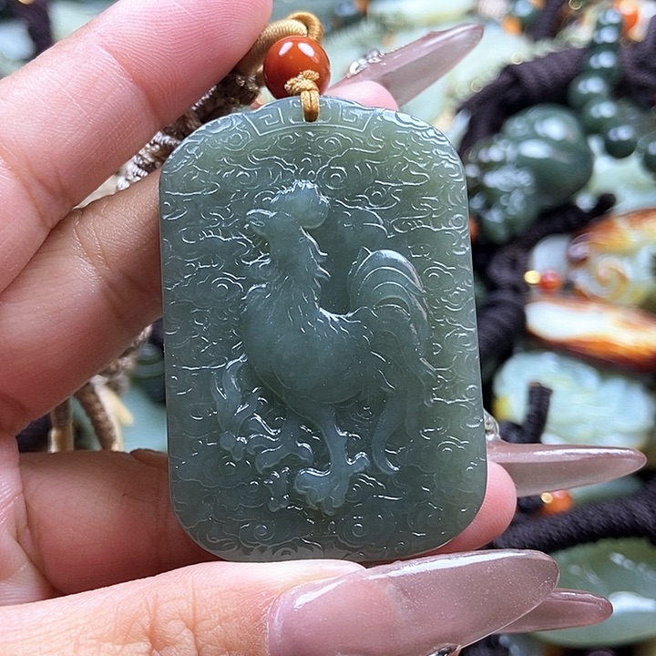 和田玉颈饰未镶嵌双面