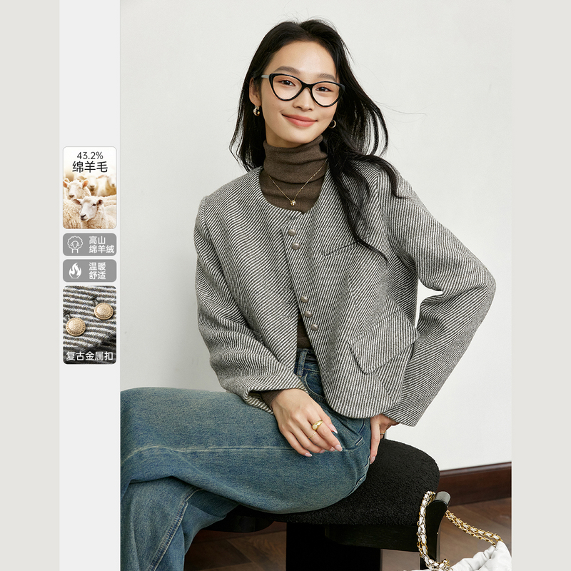 梵希蔓羊毛混纺杏绿色毛呢外套女秋纹理高级通勤上衣M9165/A0585