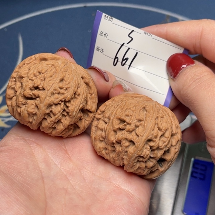 文玩核桃把件粗筋44