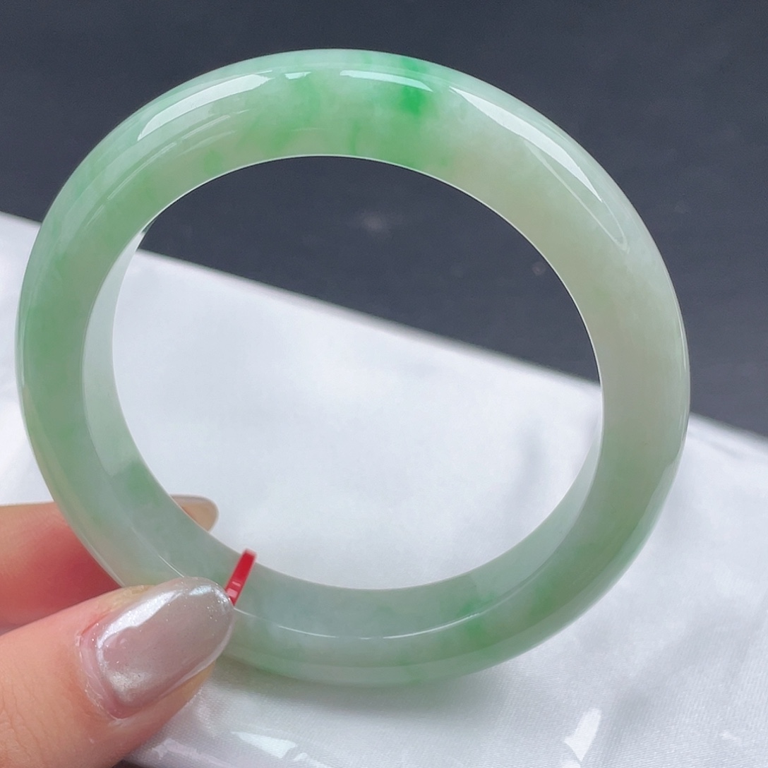 翡翠未镶嵌手镯57圈口