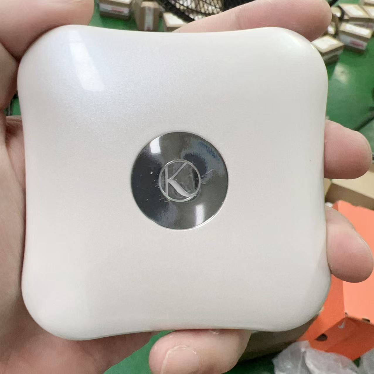 红润气垫霜12g 新日期 无盒