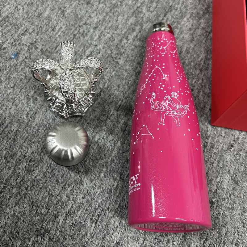 创意简约时尚个性摆件-77850