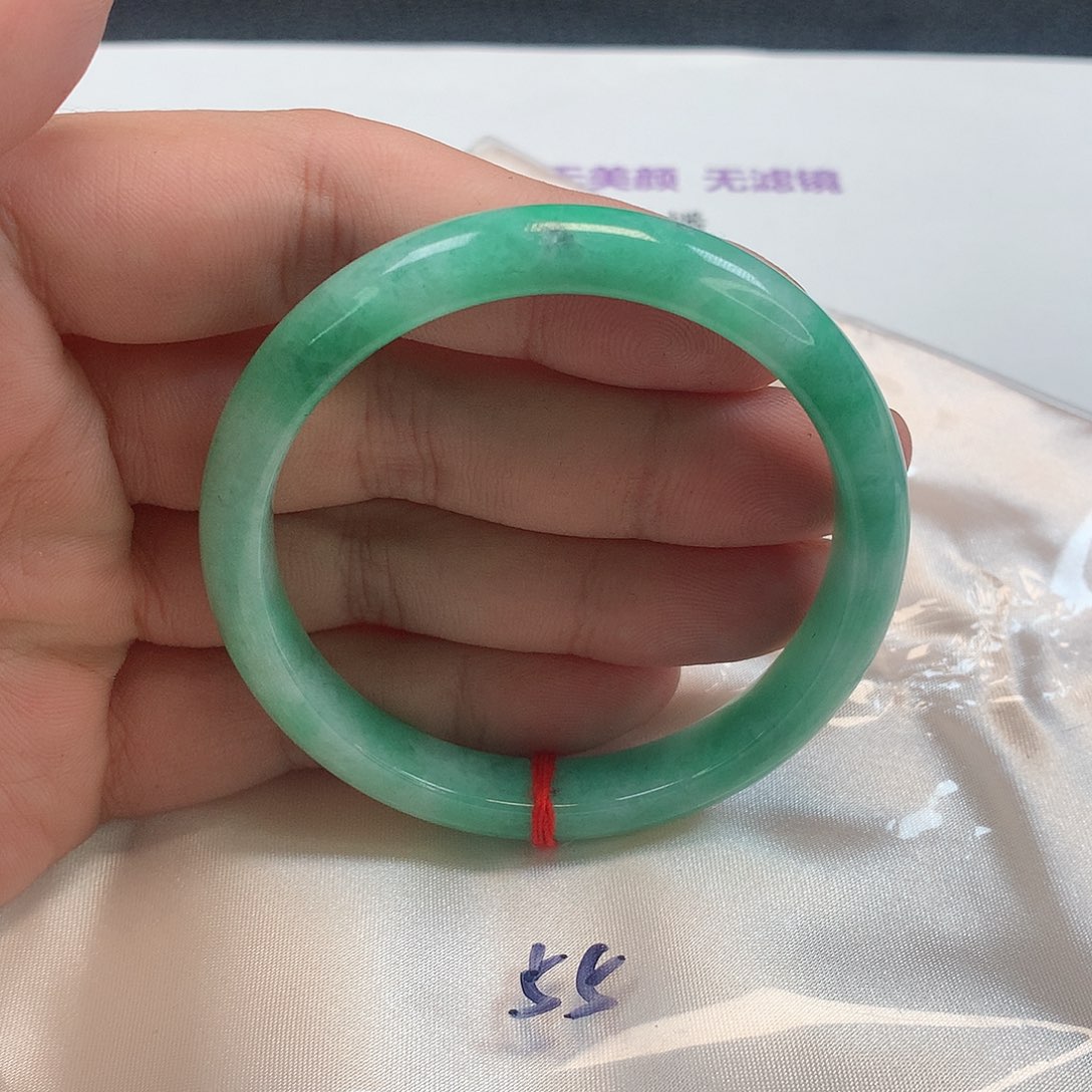 翡翠手镯未镶嵌320号