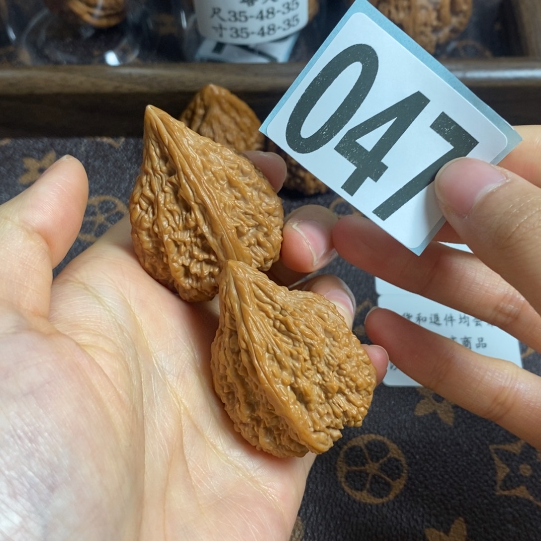 Z***核桃047塔尖30练手对微磕