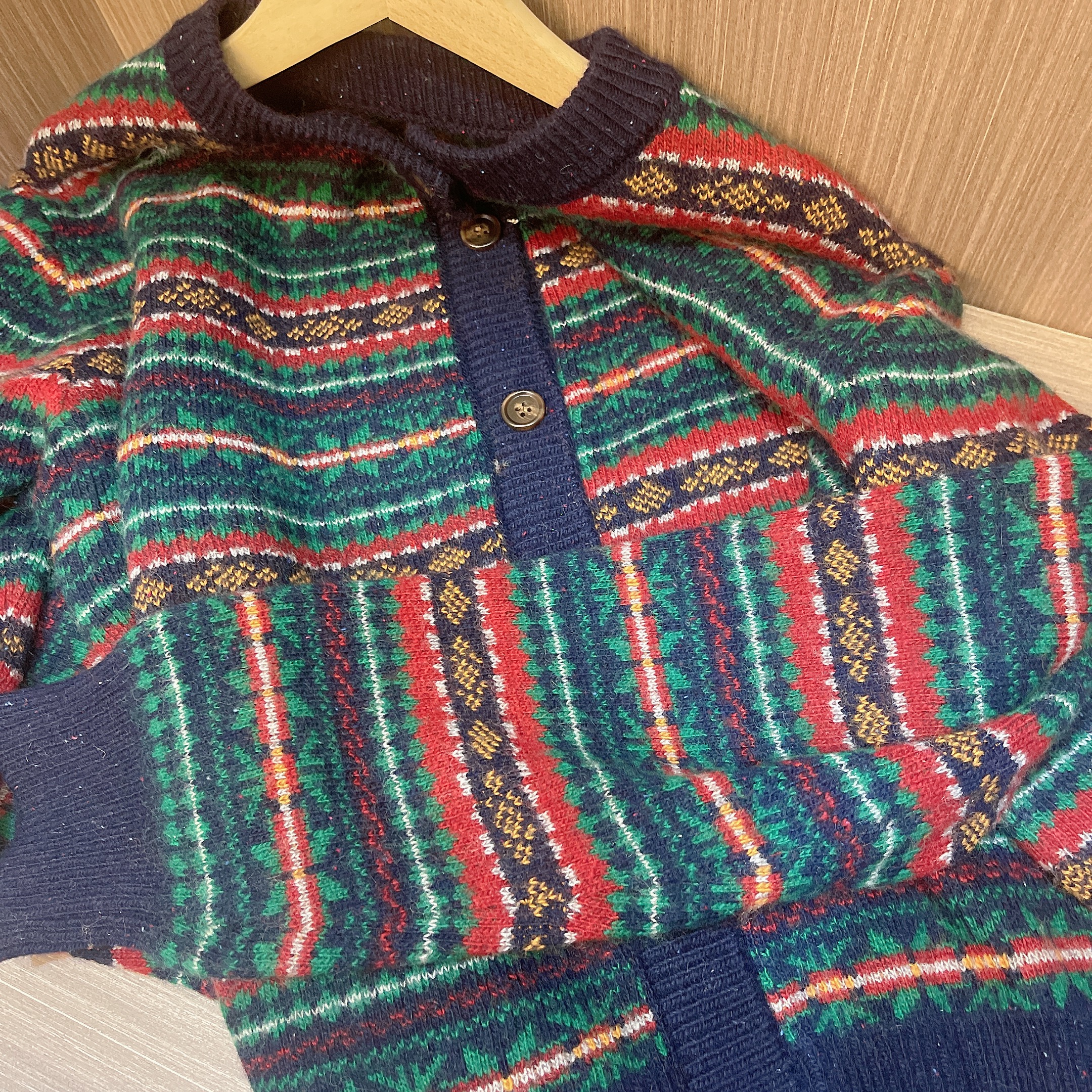 【西绒尔     品牌高货 】秋冬新款复古爆款3股多色提花款开衫CX190