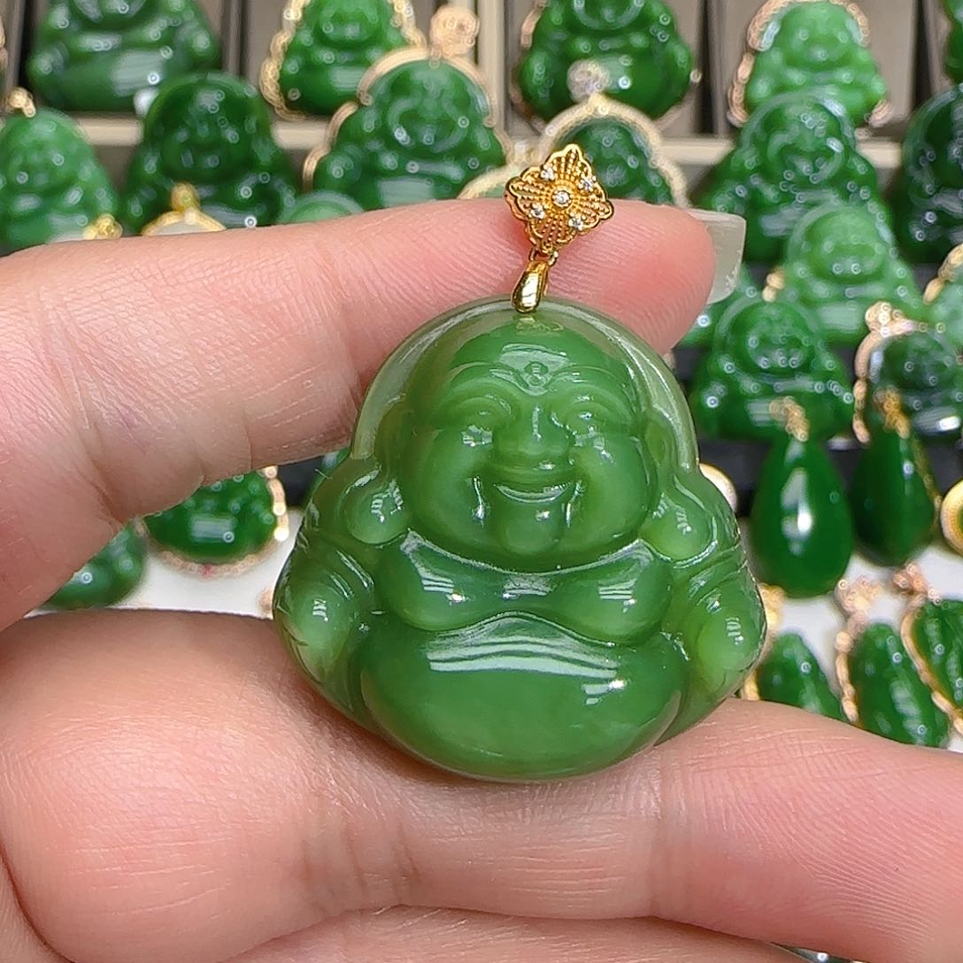 和田玉（碧玉）吊坠(不含链)18K金镶嵌