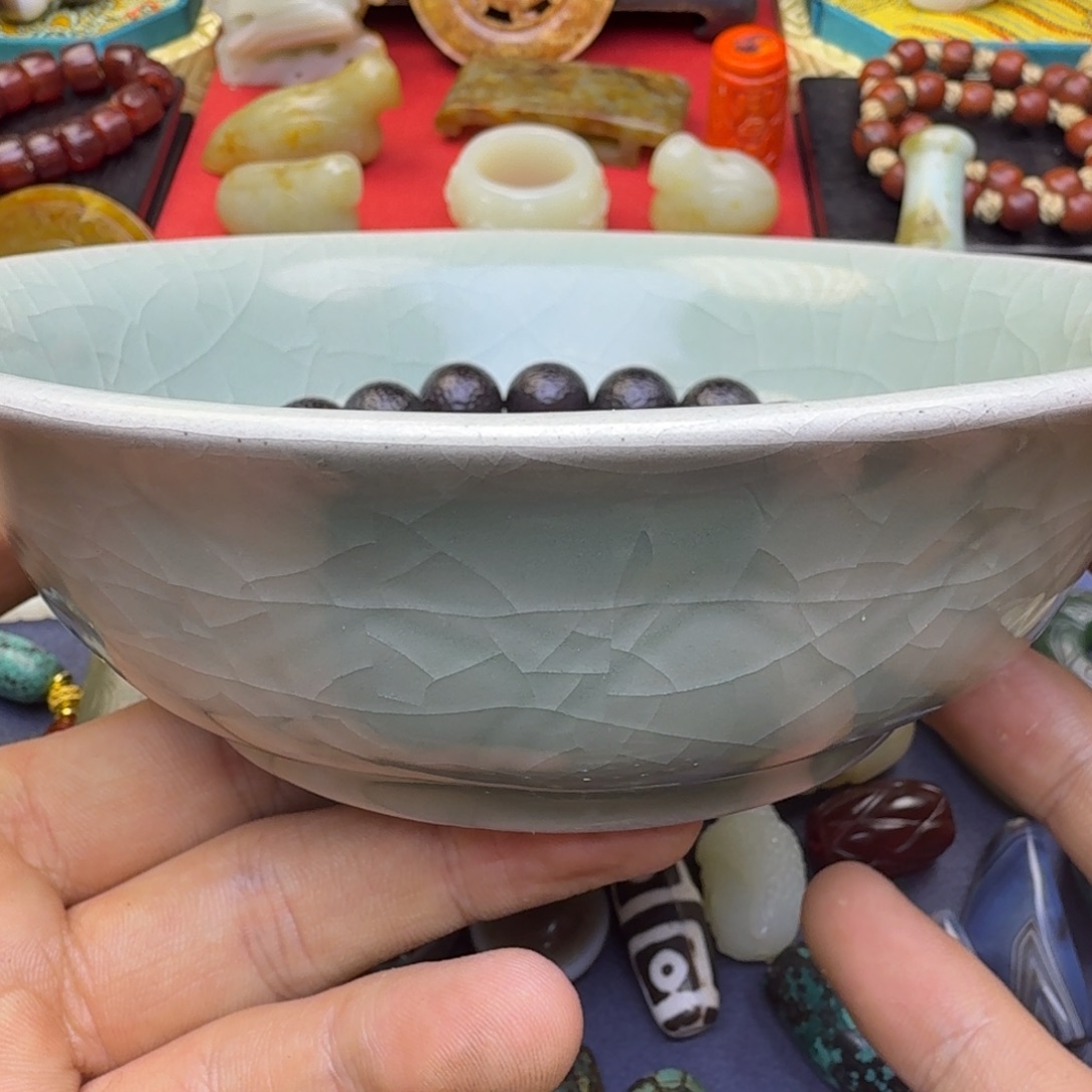 新***司摆件瓷器等文物的保护工作也