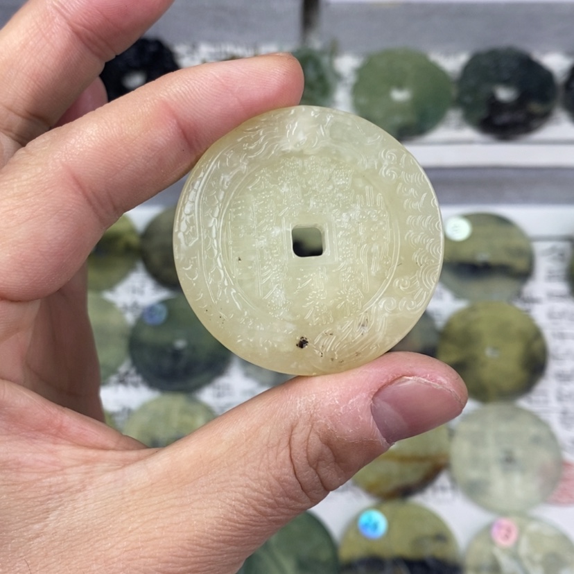【闪购商品】岫玉颈饰未镶嵌岫玉山鬼花钱吊坠